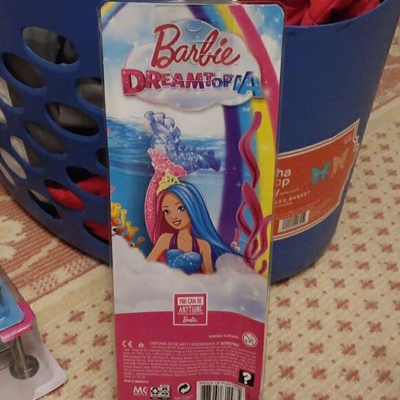 Barbie - Picture 3 of 3